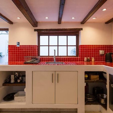 Central Cape Town, Stylish Home, With Private Courtyard Экстерьер фото