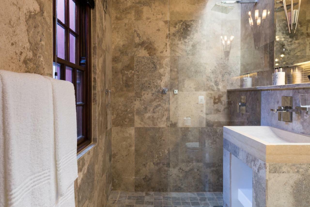Central Cape Town, Stylish Home, With Private Courtyard Экстерьер фото