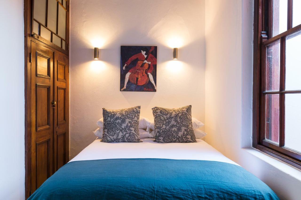 Central Cape Town, Stylish Home, With Private Courtyard Экстерьер фото