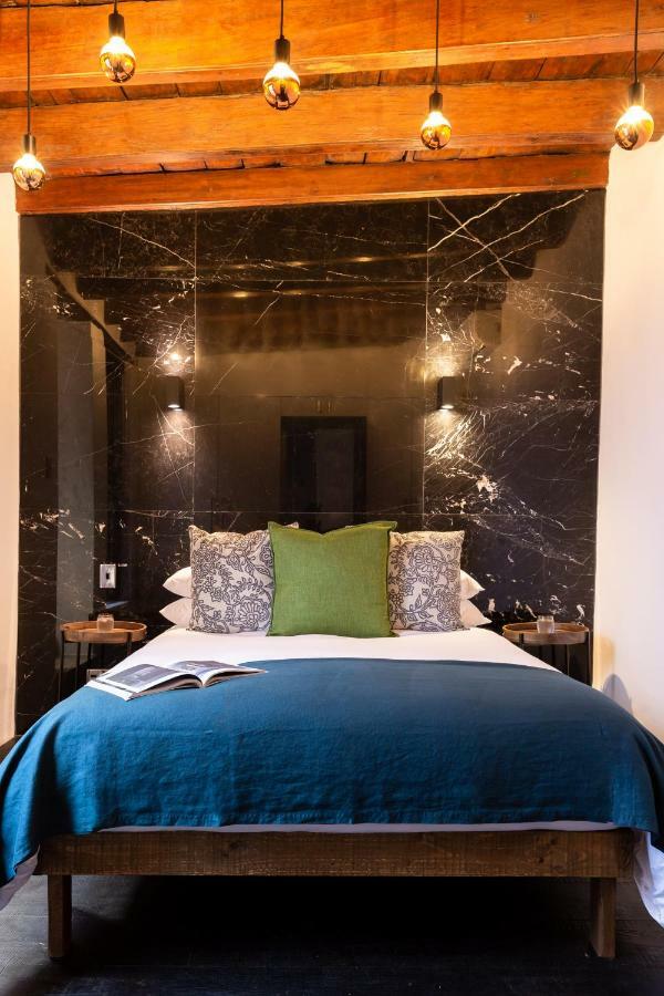 Central Cape Town, Stylish Home, With Private Courtyard Экстерьер фото